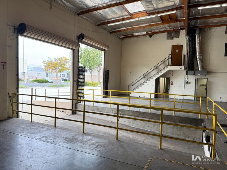 More Photos Of 3920 Gilman St, Long Beach Warehouse For Lease