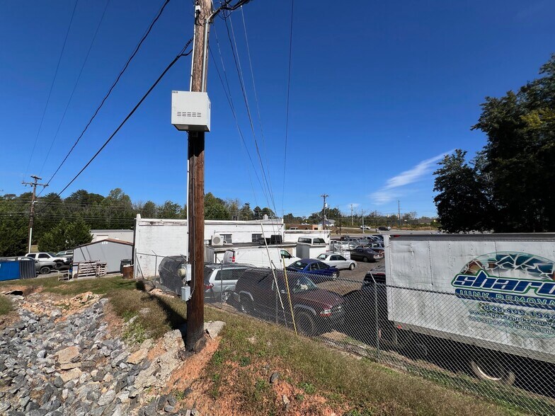 More Photos Of 2140 US Highway 70, Connelly Springs Auto Repair For Sale