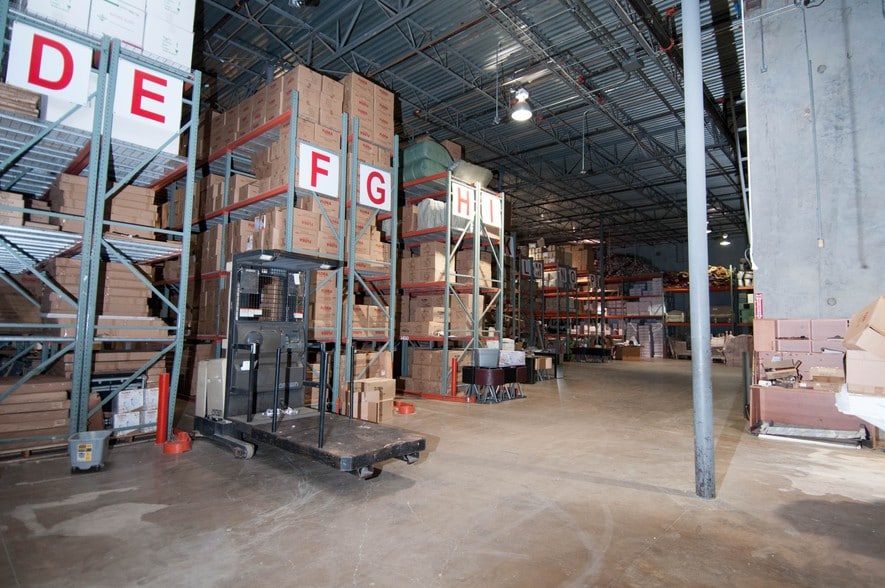 More Photos Of 2411 S Eldridge Pky, Houston Freestanding For Sale