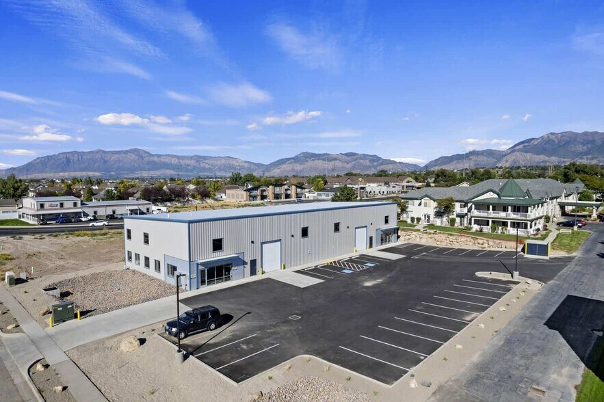 More Photos Of 4608 S 3500 W, West Haven Flex For Sale