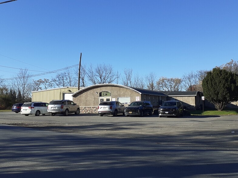 More Photos Of 80 Black Meadow Rd, Chester Warehouse For Sale