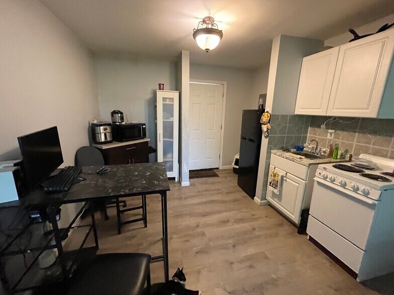 More Photos Of 111-123 Polk St, Syracuse Apartments For Sale