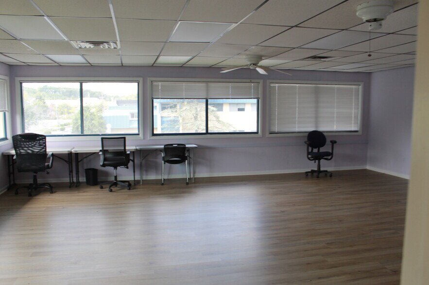 More Photos Of 3321 Doris Ave, Ocean Unknown For Lease