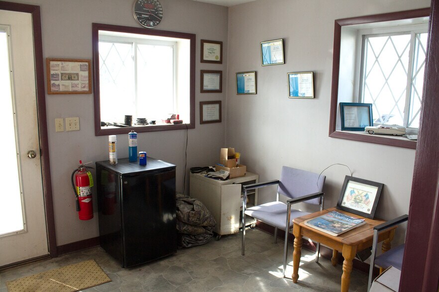 More Photos Of 5362 NY-41, Smithville Flats Industrial For Lease