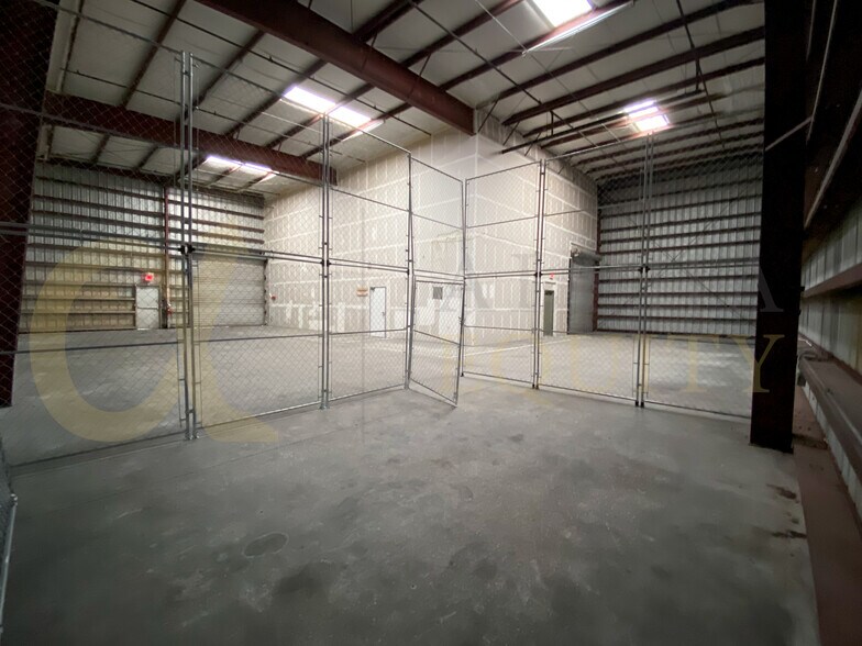 More Photos Of 109-115 Commerce St, Lake Mary Unknown For Lease