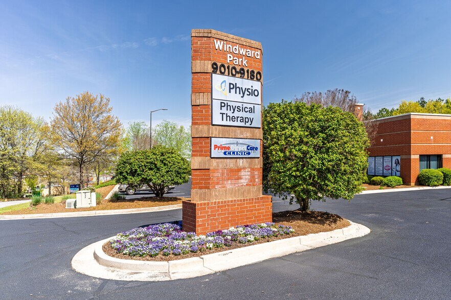 More Photos Of 9000 Peridot Pky, Stockbridge Unknown For Lease