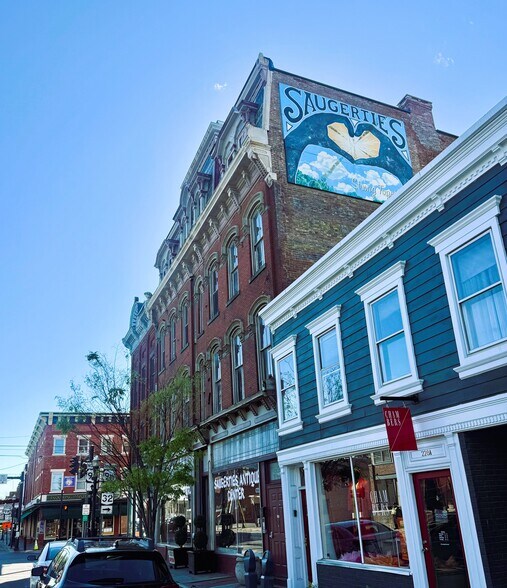 More Photos Of 220 Main St, Saugerties Storefront Retail Residential For Sale