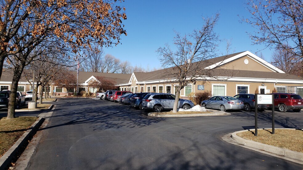 More Photos Of 115 Golf Course Rd, Logan Office For Sale