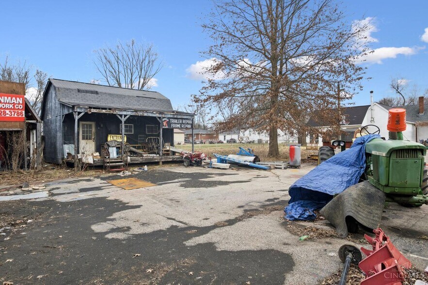 More Photos Of 4047 Mclean Dr, Cincinnati Office For Sale