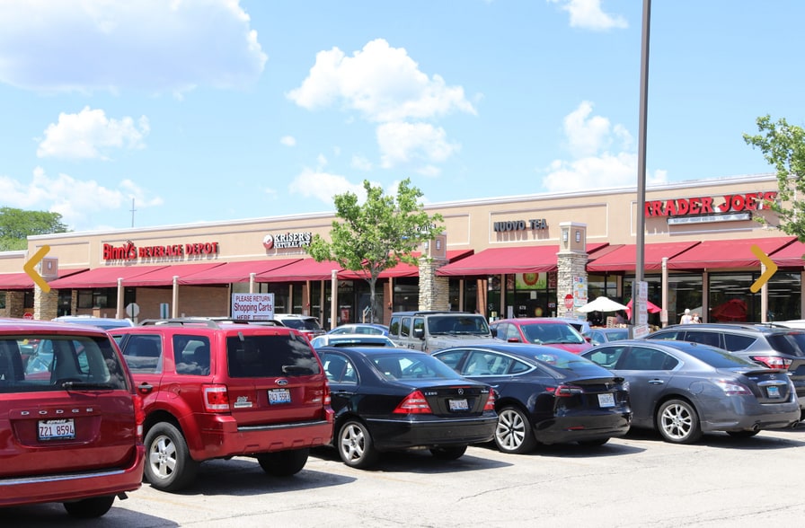 More Photos Of 650 Roosevelt Rd, Glen Ellyn General Retail For Lease