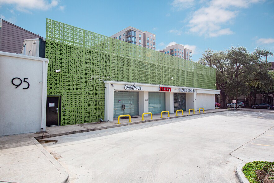 More Photos Of 302 Fairview St, Houston Unknown For Lease