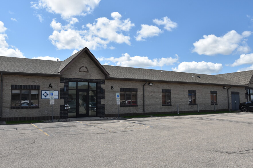 Primary Photo Of 827 28th St S, Fargo Medical For Sale