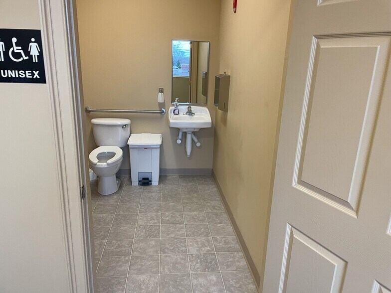 More Photos Of 107 Kilson Dr, Mooresville Office Residential For Sale