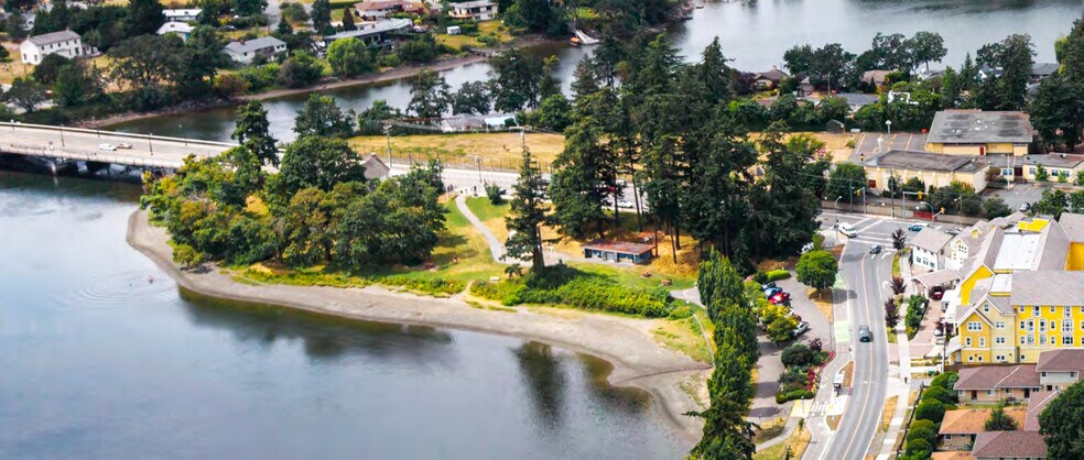 More Photos Of 992 Gorge Rd W, Saanich Land For Sale