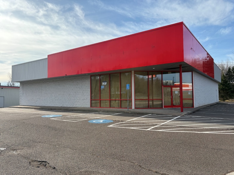 Primary Photo Of 302 E Central Entrance, Duluth Freestanding For Lease