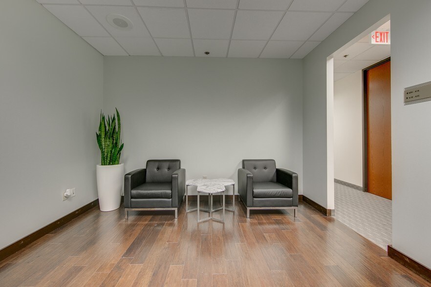 More Photos Of 4100 spring valley Rd, Dallas Loft Creative Space For Lease