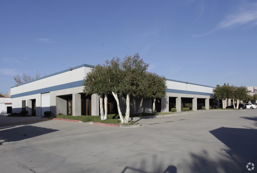 Primary Photo Of 2205 1st St, Simi Valley Warehouse For Lease