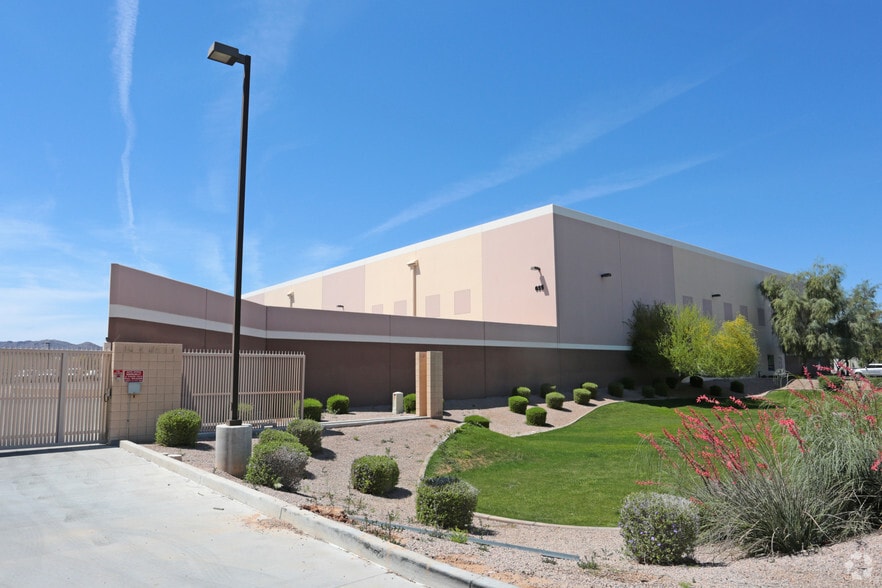 More Photos Of 655 W Elliot, Tempe Distribution For Lease