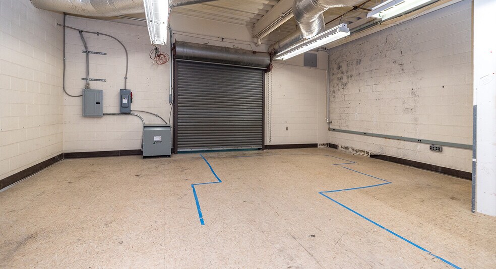 More Photos Of 1900 AM Dr, Quakertown Medical For Lease