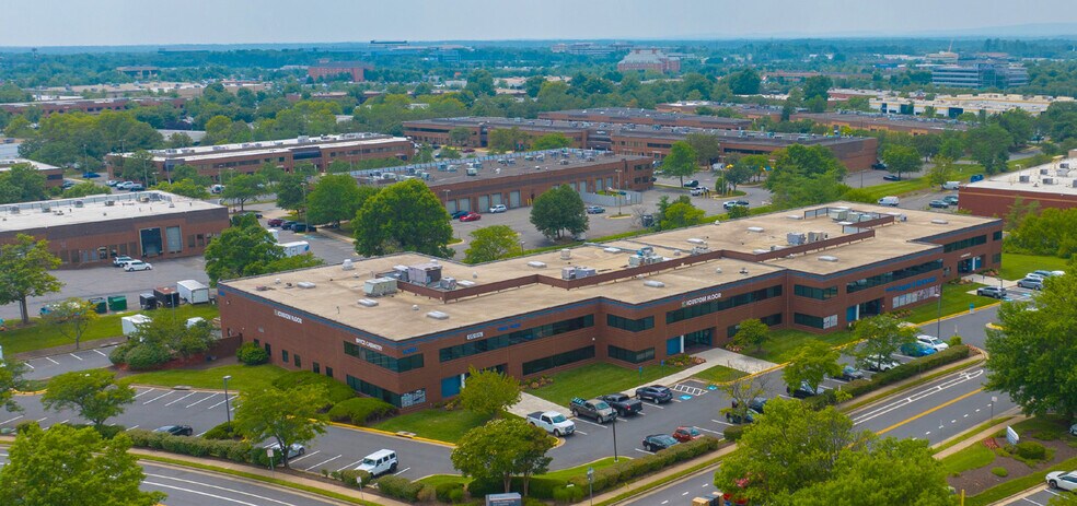 More Photos Of 14101 Sullyfield Cir, Chantilly Warehouse For Lease