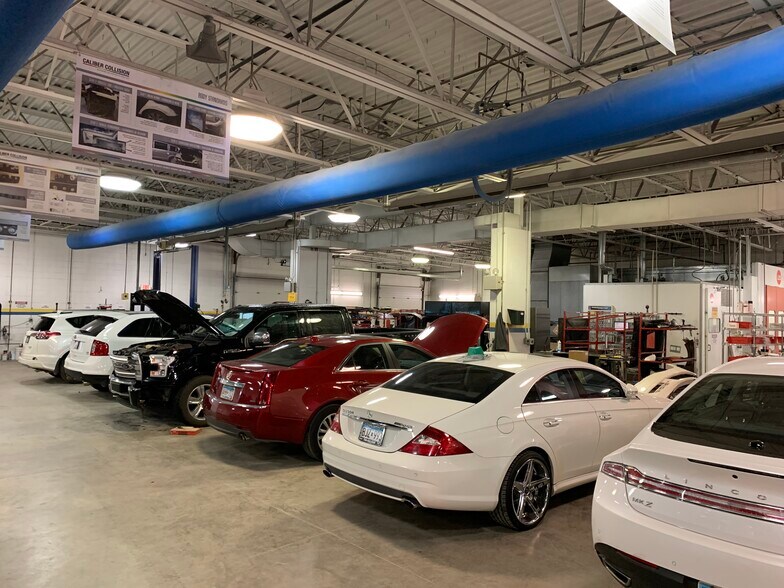 More Photos Of 15129 Foliage Ave, Apple Valley Auto Repair For Sale