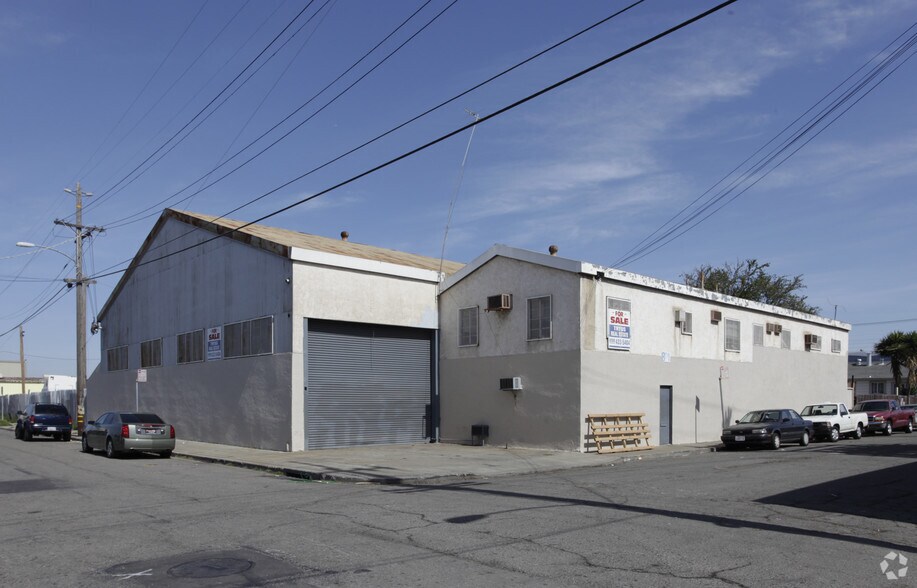 Primary Photo Of 801 100th Ave, Oakland Warehouse For Sale