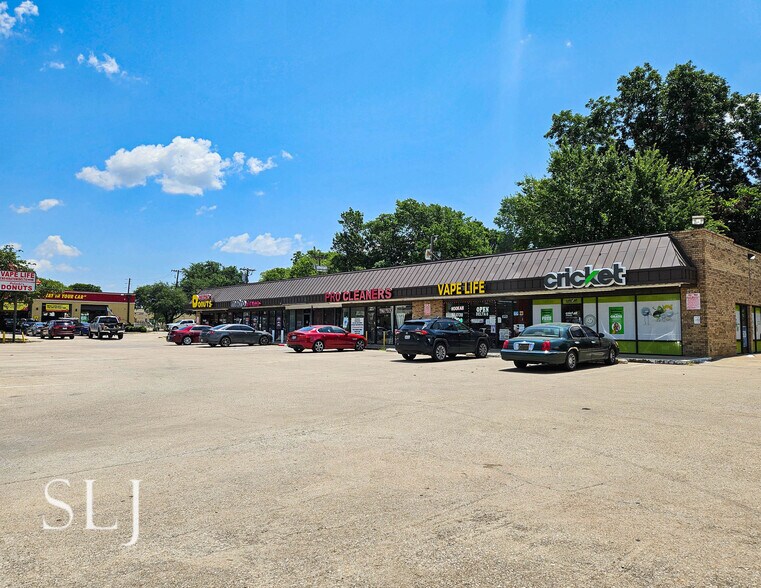 More Photos Of 3012 Inwood Rd, Dallas Storefront For Lease