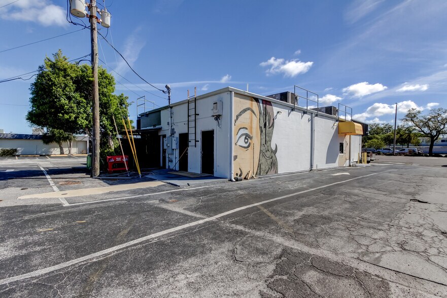 More Photos Of 3090 34th St N, Saint Petersburg Restaurant For Sale