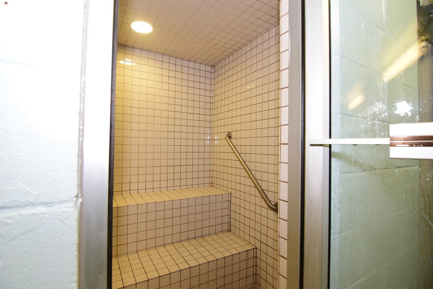 More Photos Of 1510-1520 Martin St, State College Sports And Entertainment For Lease