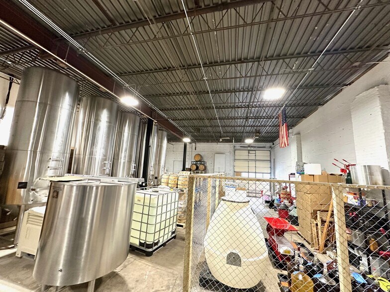 More Photos Of 474 Fayette St, Hammond Storefront Retail Office For Sale