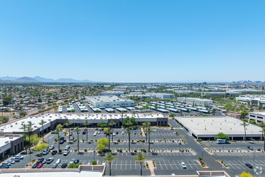 More Photos Of 4625 E Cotton Center Blvd, Phoenix Light Distribution For Lease