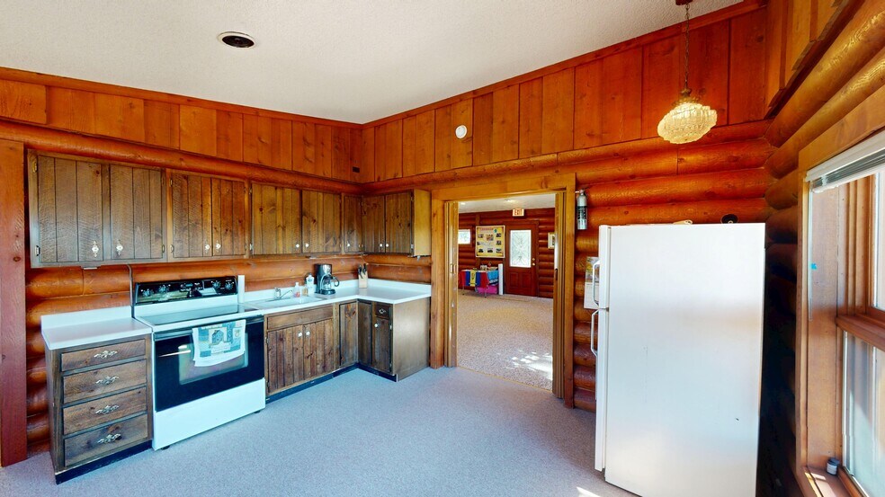 More Photos Of 1430 Riverview Rd, Riverton Office Residential For Sale