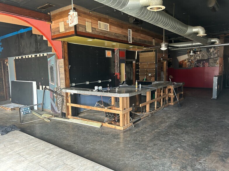 More Photos Of 120-126 Oakland ave, Decatur General Retail For Lease