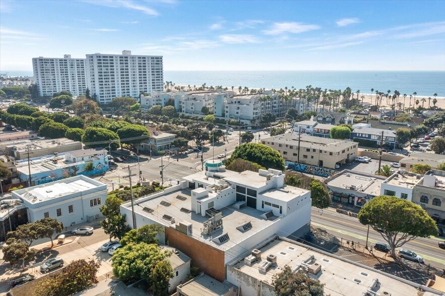 More Photos Of 2525 Main St, Santa Monica Office For Lease