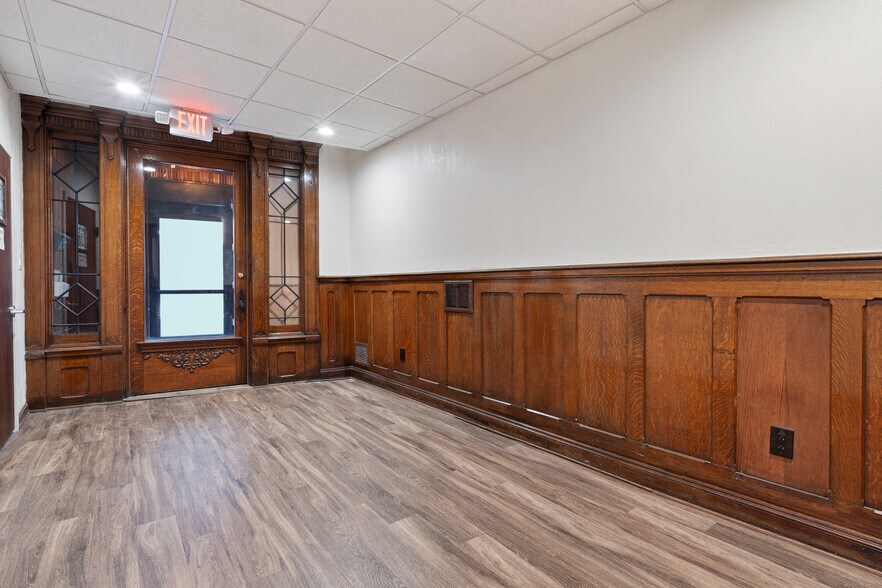 More Photos Of 1045 N Canal St, Pittsburgh Loft Creative Space For Lease