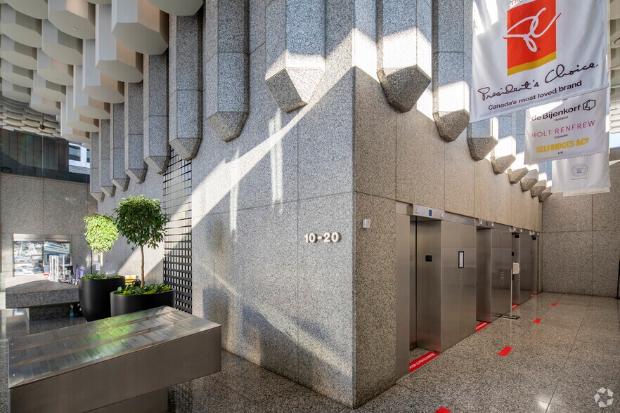 More Photos Of 22 St Clair Ave E, Toronto Office For Lease