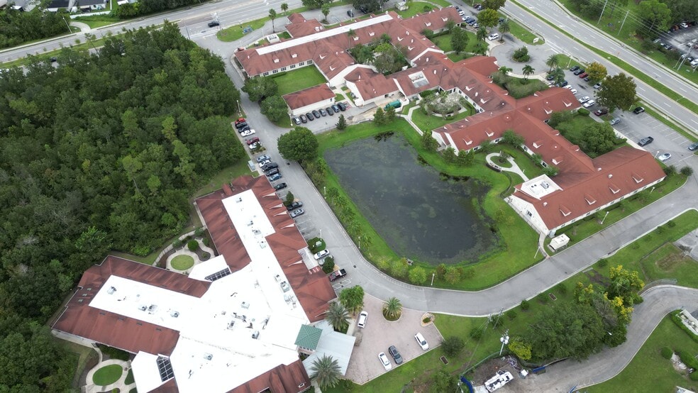 More Photos Of 654 N Econlockhatchee Trl, Orlando Assisted Living For Sale