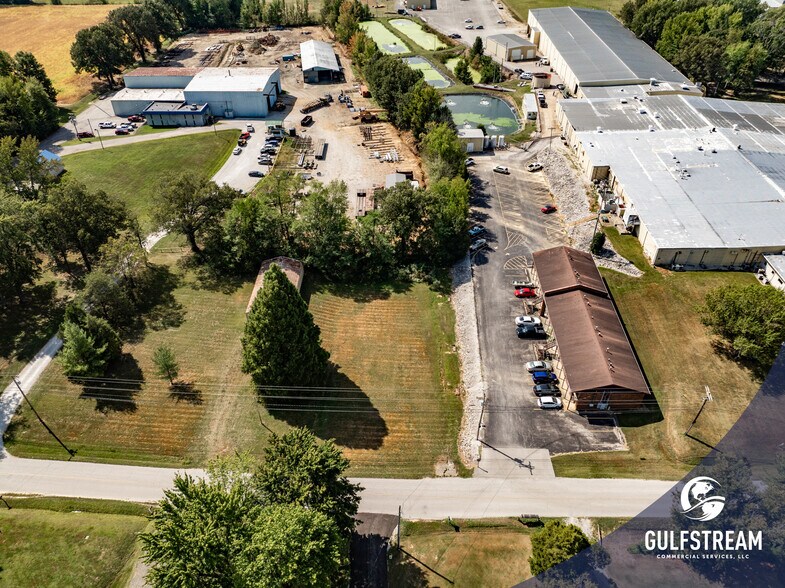 More Photos Of 5704 Old Highway 54, Philpot Apartments For Sale