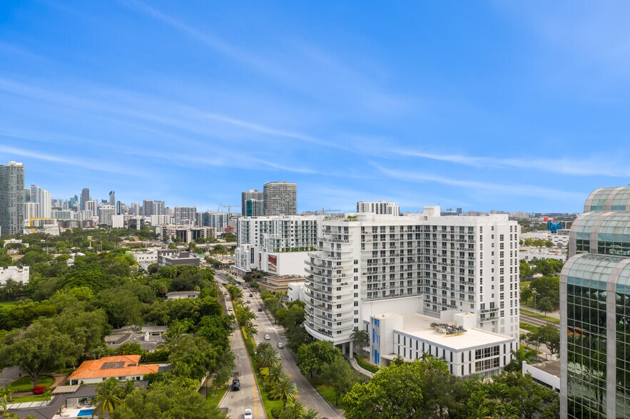 More Photos Of 4300 Biscayne Blvd, Miami Office Residential For Lease