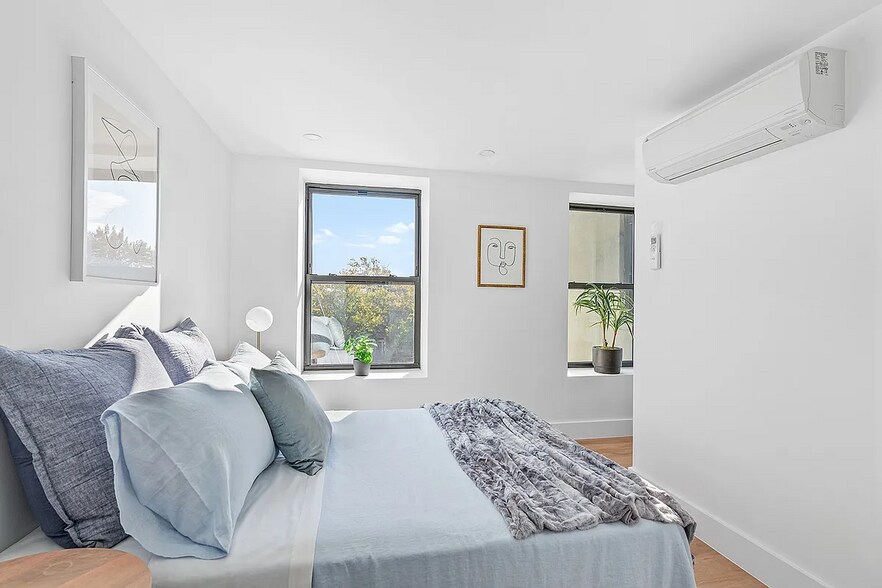 More Photos Of 176 Atlantic Ave, Brooklyn Apartments For Sale