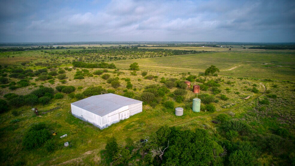 More Photos Of 2538 County Road 223, Floresville Land For Sale
