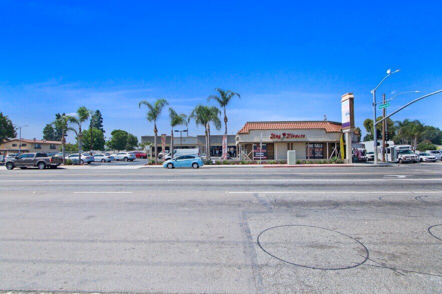 More Photos Of 8521 Norwalk Blvd, Whittier Unknown For Lease