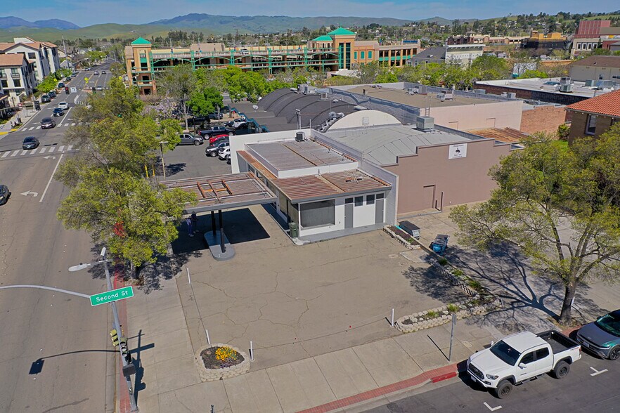 Primary Photo Of 174 S L St, Livermore Freestanding For Sale