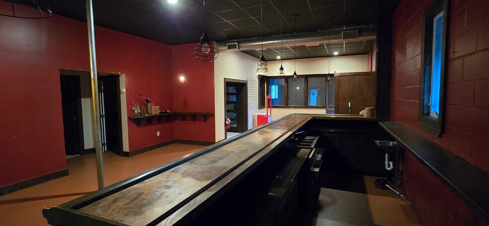 More Photos Of 371 S Route 47, Green Creek Warehouse For Lease