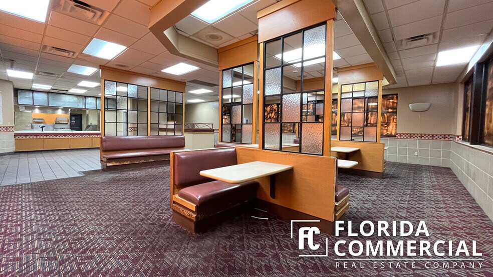 More Photos Of 726 SW Federal Hwy, Stuart Fast Food For Lease