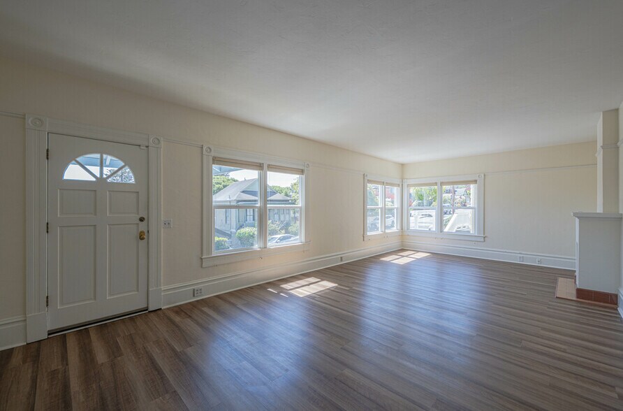 More Photos Of 206 Cypress Ave, Pacific Grove Apartments For Sale