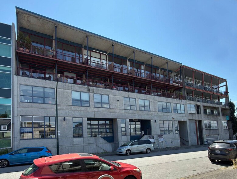 More Photos Of 118-128 W 6th Ave, Vancouver Apartments For Sale