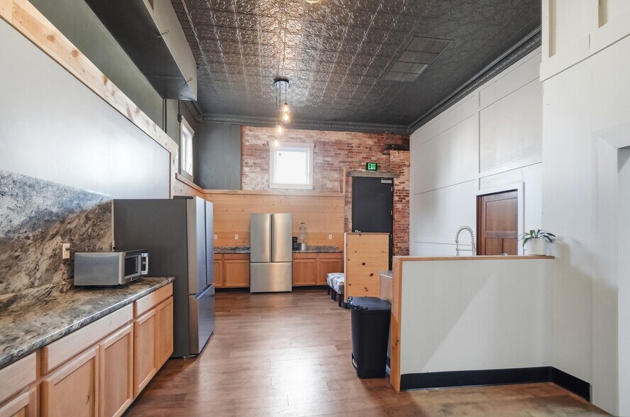 More Photos Of 209 N Main St, Delphos Restaurant For Sale