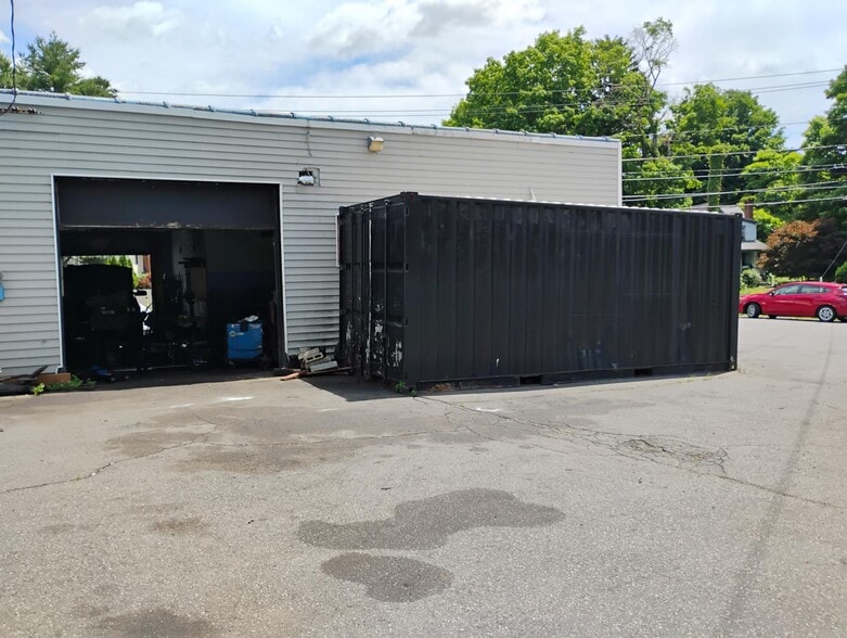 More Photos Of 2 E Hayestown Rd, Danbury Auto Repair For Sale
