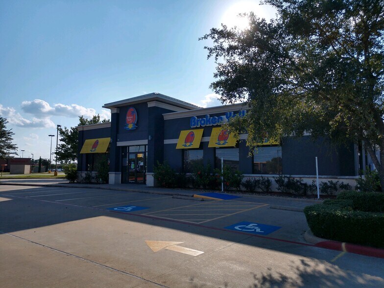 More Photos Of 7019 Barker Cypress Rd, Cypress Restaurant For Lease